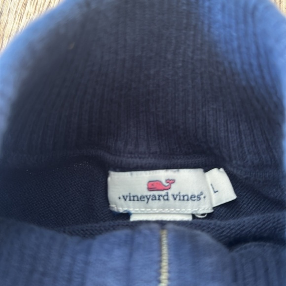 Vineyard Vines Quarter-Zip Sweater Large Boys - Picture 3 of 3